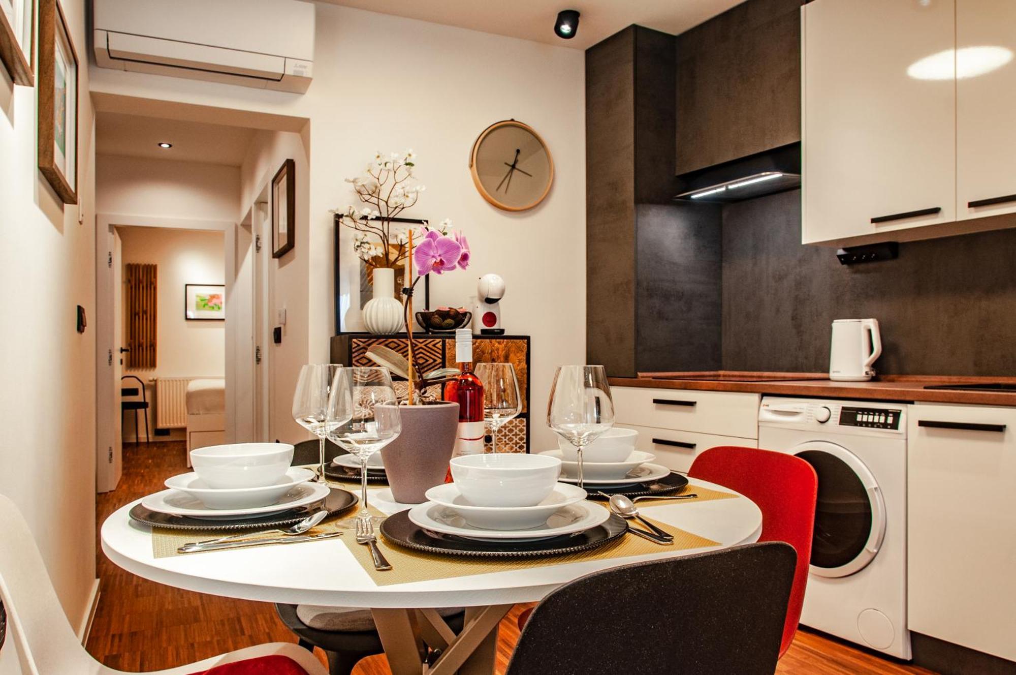 Six In The City Apartment, 류블랴나 외부 사진